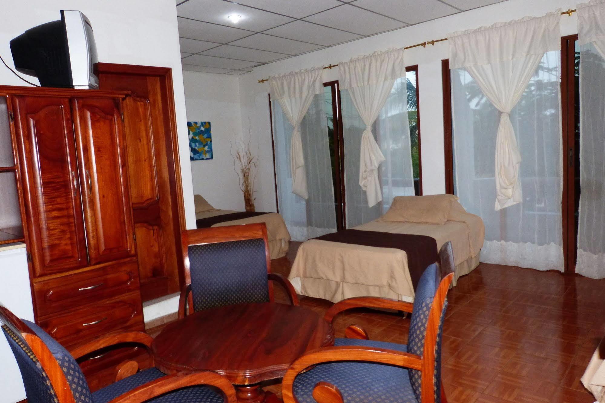 Galapagos Islands Hotel Puerto Ayora  Extérieur photo