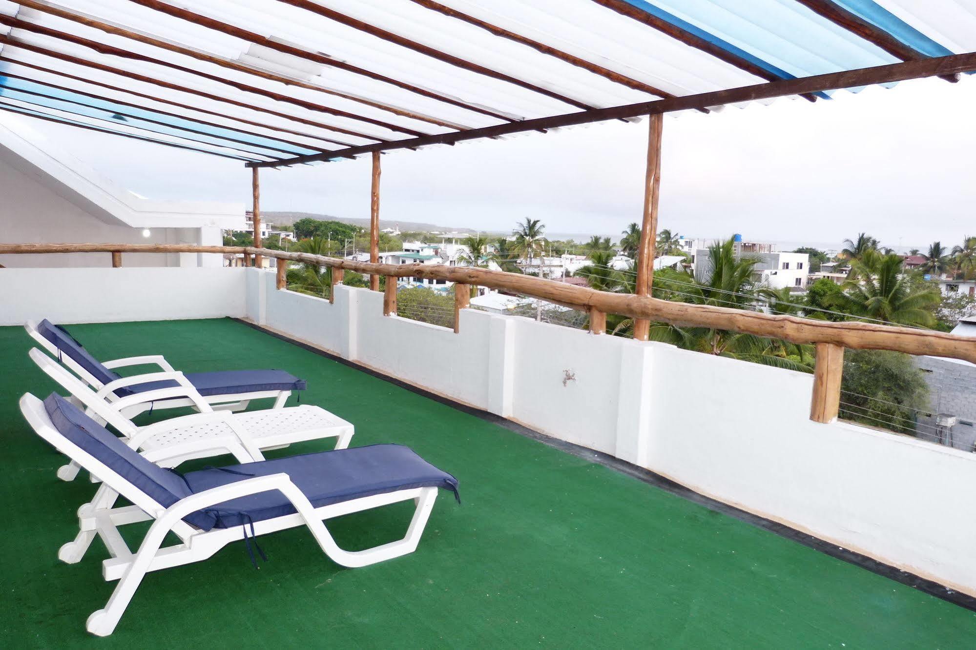 Galapagos Islands Hotel Puerto Ayora  Extérieur photo
